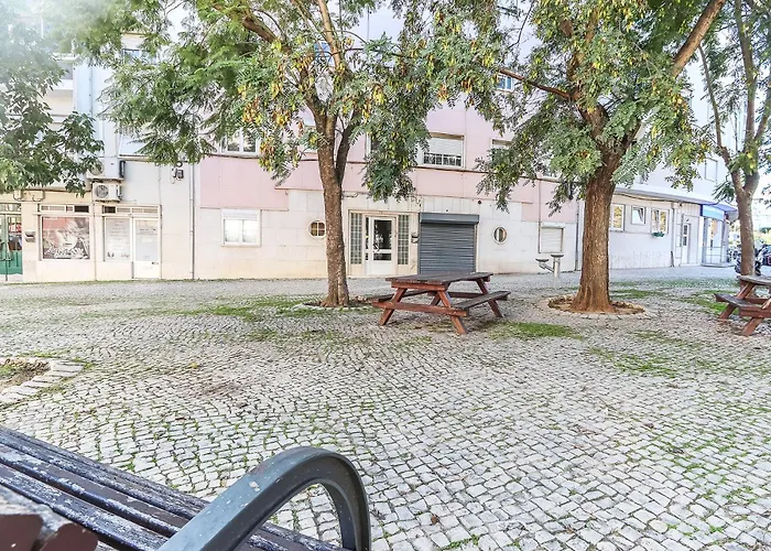 Vita Portucale ! Moscavide Casa Branca W/ Terrace